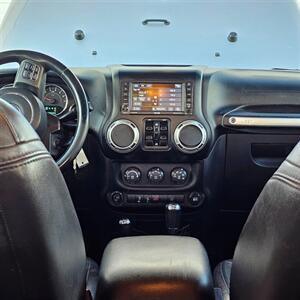 2013 Jeep Wrangler Unlimited Sahara   - Photo 11 - West Haven, UT 84401