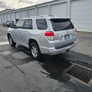 2013 Toyota 4Runner SR5   - Photo 2 - West Haven, UT 84401