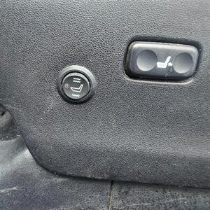 2013 Toyota 4Runner SR5   - Photo 15 - West Haven, UT 84401