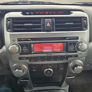 2013 Toyota 4Runner SR5   - Photo 13 - West Haven, UT 84401