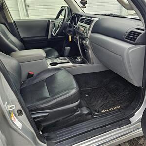 2013 Toyota 4Runner SR5   - Photo 12 - West Haven, UT 84401