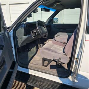 1996 Dodge Ram 2500 Laramie SLT   - Photo 22 - West Haven, UT 84401