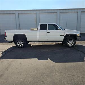 1996 Dodge Ram 2500 Laramie SLT   - Photo 2 - West Haven, UT 84401