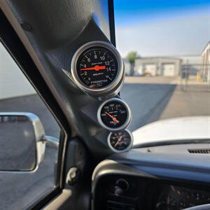 1996 Dodge Ram 2500 Laramie SLT   - Photo 8 - West Haven, UT 84401