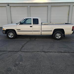 1999 Dodge Ram 2500 Laramie SLT   - Photo 5 - West Haven, UT 84401