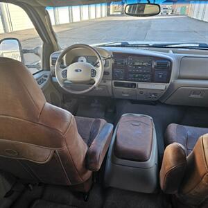 2005 Ford F-250 Super Duty XL 4dr Crew Cab XL   - Photo 13 - West Haven, UT 84401