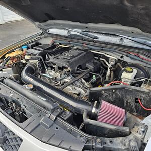 2012 Nissan Frontier PRO-4X   - Photo 8 - West Haven, UT 84401