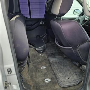 2012 Nissan Frontier PRO-4X   - Photo 12 - West Haven, UT 84401