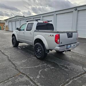 2012 Nissan Frontier PRO-4X   - Photo 5 - West Haven, UT 84401