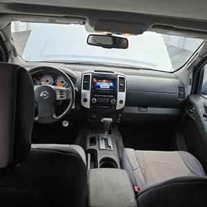 2012 Nissan Frontier PRO-4X   - Photo 11 - West Haven, UT 84401