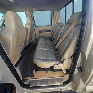 2009 Ford F-250 Lariat   - Photo 3 - West Haven, UT 84401