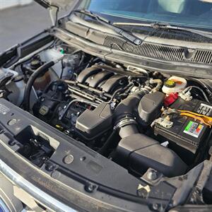 2018 Ford Explorer XLT   - Photo 6 - West Haven, UT 84401