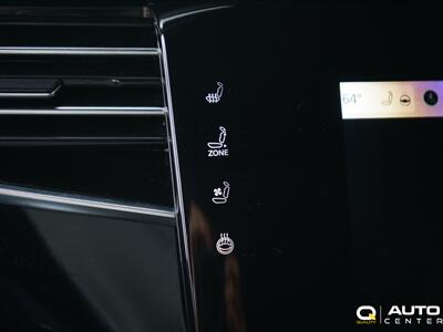 2022 Jeep Wagoneer Series III   - Photo 24 - Lynnwood, WA 98036