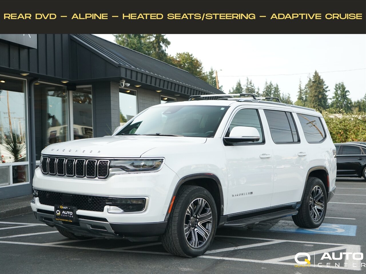 2022 Jeep Wagoneer Series III   - Photo 1 - Lynnwood, WA 98036