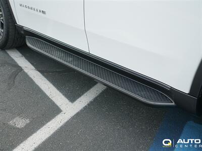 2022 Jeep Wagoneer Series III   - Photo 7 - Lynnwood, WA 98036