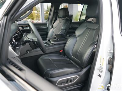 2022 Jeep Wagoneer Series III   - Photo 13 - Lynnwood, WA 98036