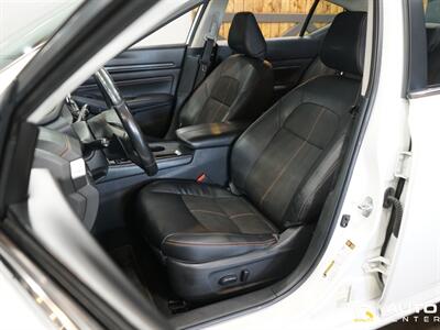 2019 Nissan Altima 2.5 SR   - Photo 13 - Lynnwood, WA 98036
