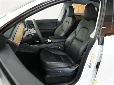 2021 Tesla Model Y Standard Range   - Photo 11 - Lynnwood, WA 98036