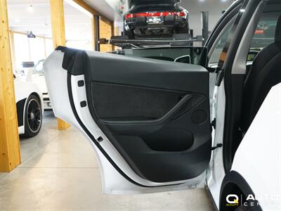 2021 Tesla Model Y Standard Range   - Photo 19 - Lynnwood, WA 98036