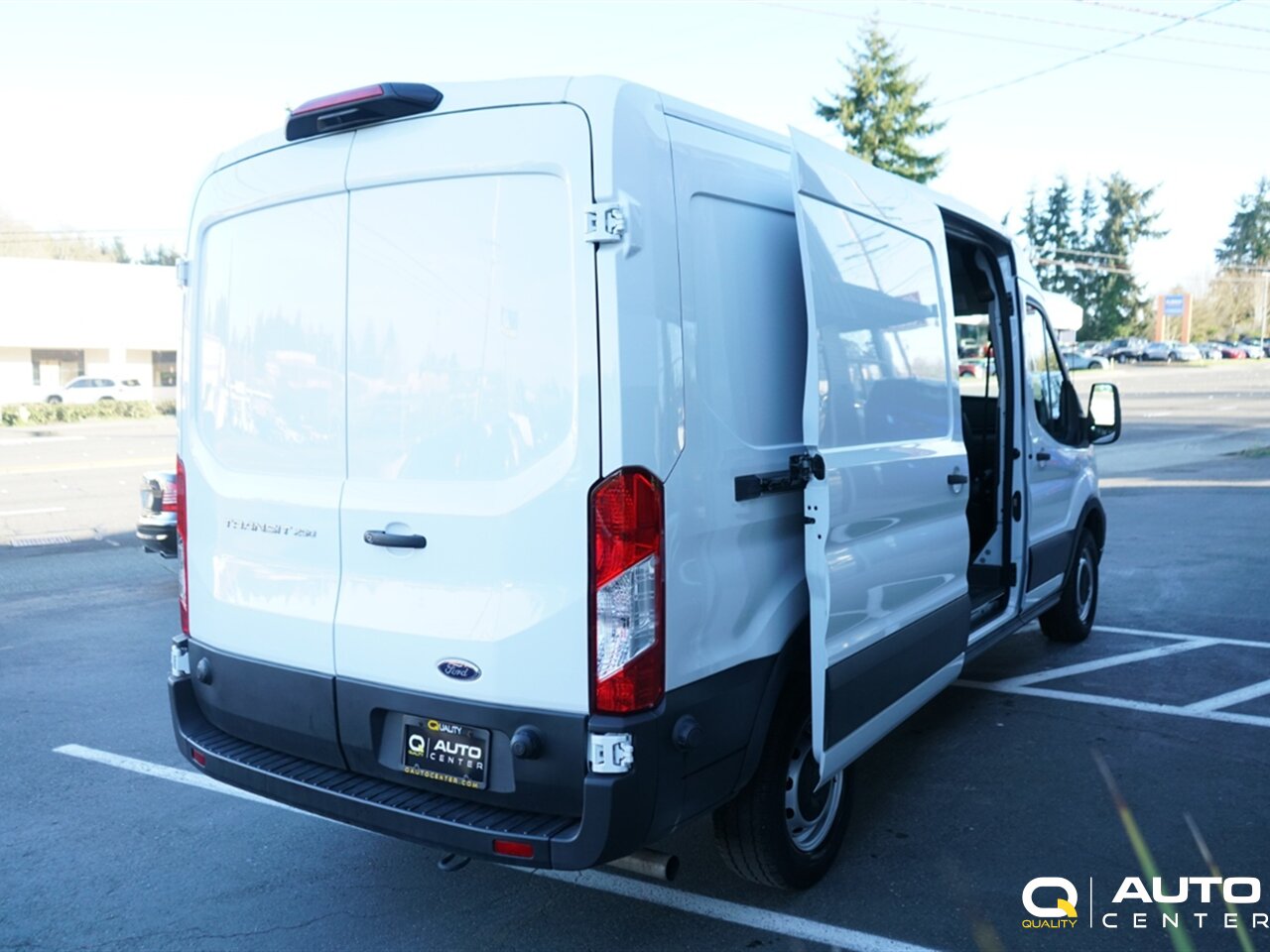 2024 Ford Transit - Photo 7 - Lynnwood, WA 98036
