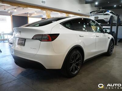 2021 Tesla Model Y Long Range   - Photo 4 - Lynnwood, WA 98036