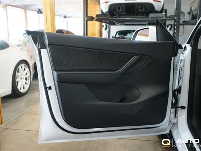 2021 Tesla Model Y Long Range   - Photo 10 - Lynnwood, WA 98036