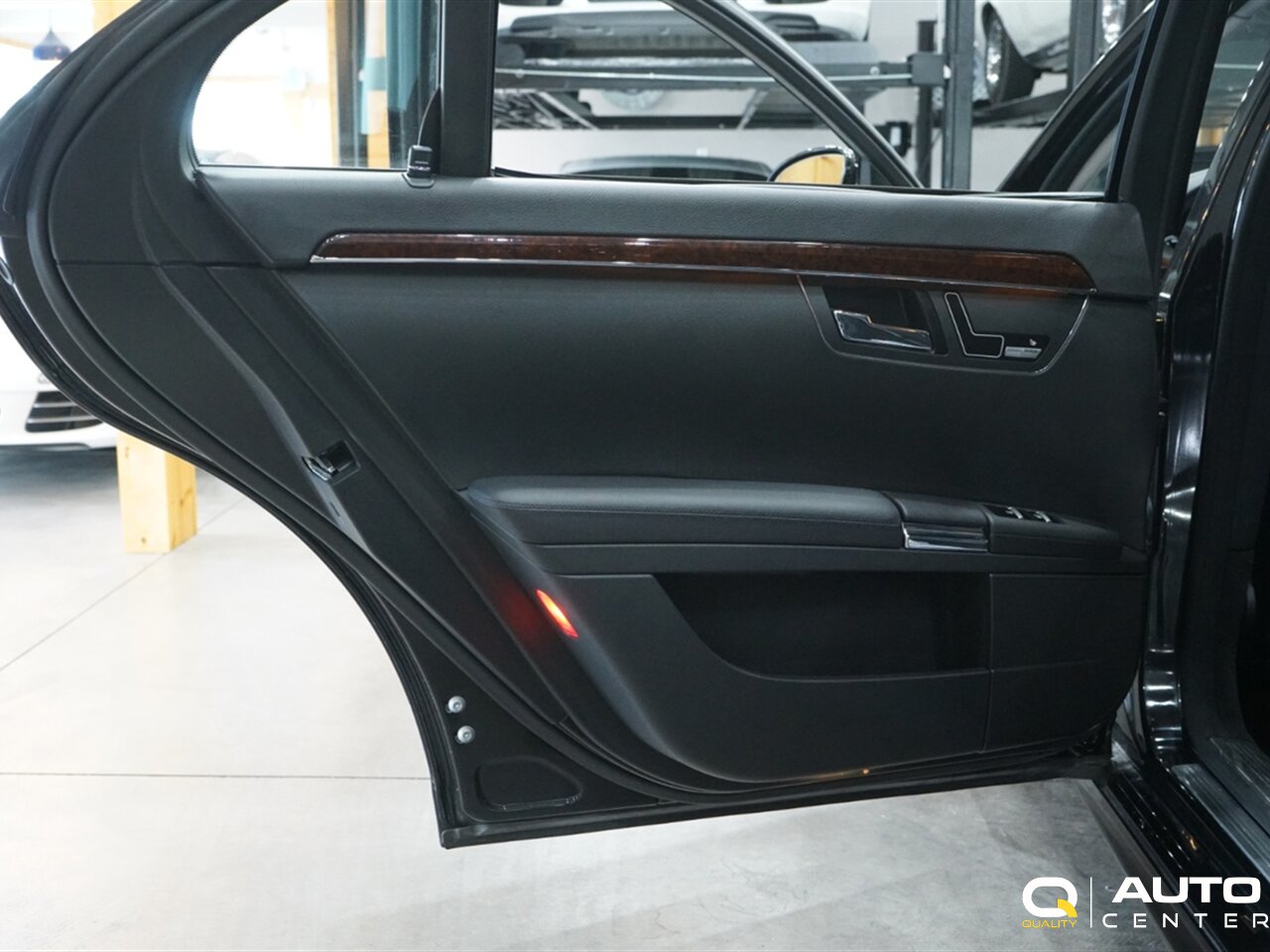 2009 Mercedes-Benz S 550 4MATIC® - Photo 19 - Lynnwood, WA 98036