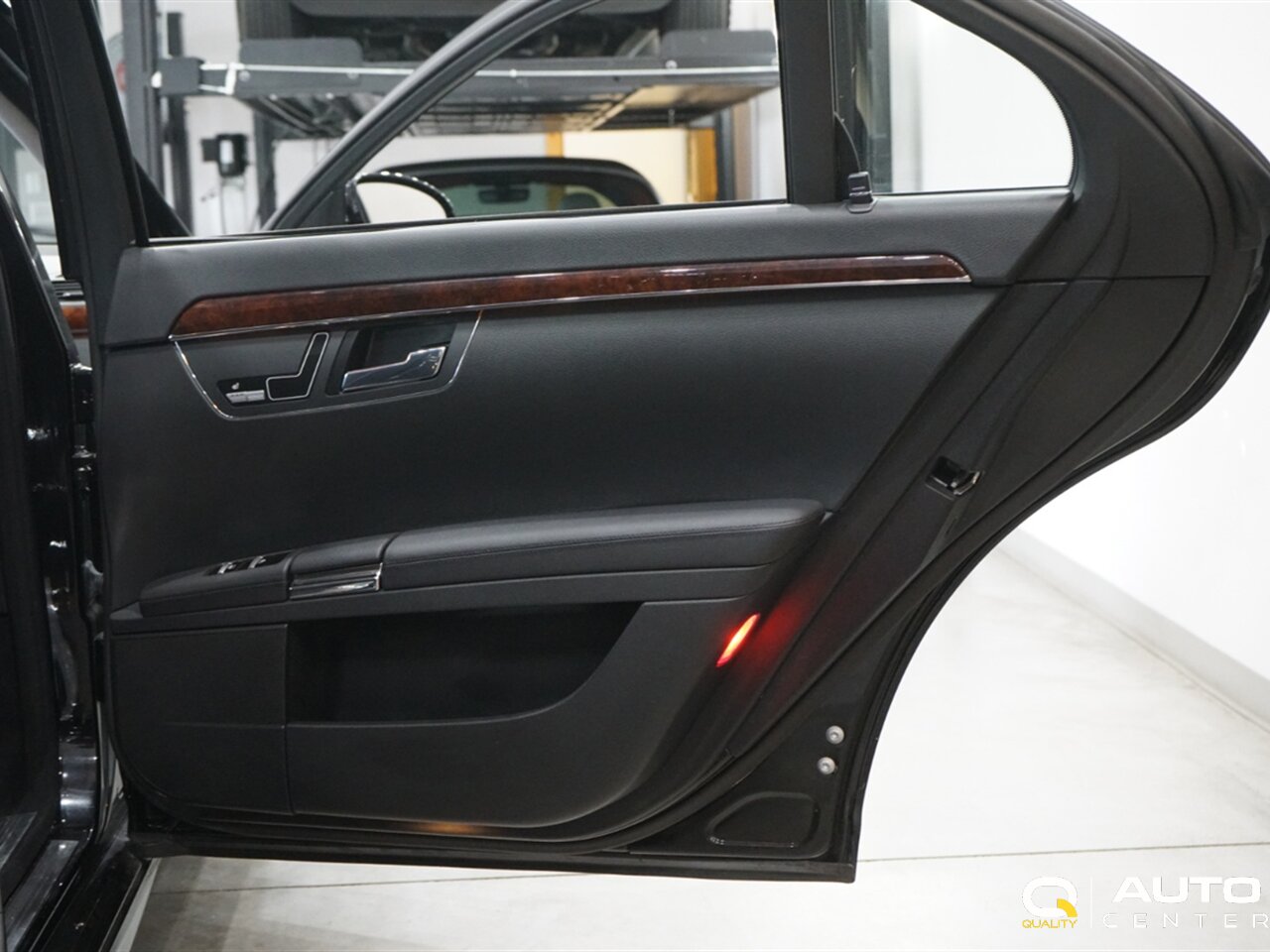2009 Mercedes-Benz S 550 4MATIC® - Photo 23 - Lynnwood, WA 98036