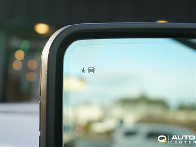 2024 GMC Sierra 3500HD SLT   - Photo 13 - Lynnwood, WA 98036