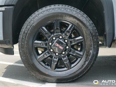 2024 GMC Sierra 2500HD AT4   - Photo 10 - Lynnwood, WA 98036