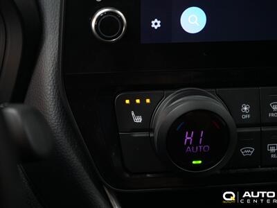 2025 Toyota Grand Highlander XLE   - Photo 23 - Lynnwood, WA 98036