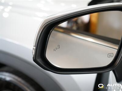 2025 Toyota Grand Highlander XLE   - Photo 11 - Lynnwood, WA 98036