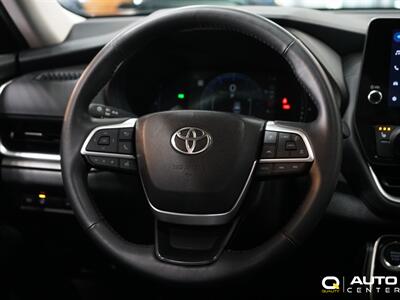 2025 Toyota Grand Highlander XLE   - Photo 15 - Lynnwood, WA 98036