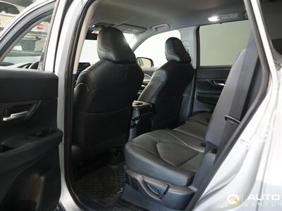 2025 Toyota Grand Highlander XLE   - Photo 25 - Lynnwood, WA 98036