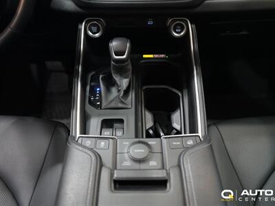 2025 Toyota Grand Highlander XLE   - Photo 18 - Lynnwood, WA 98036