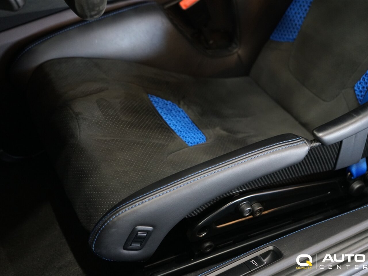 2023 Porsche 718 Cayman GT4 RS - Photo 23 - Lynnwood, WA 98036