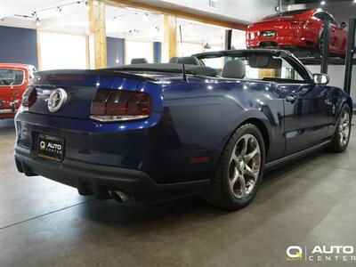2011 Ford Mustang V6 Premium   - Photo 4 - Lynnwood, WA 98036