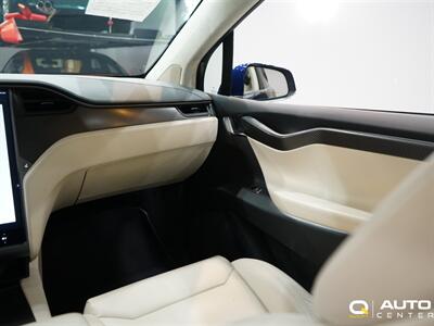 2019 Tesla Model X 75D   - Photo 17 - Lynnwood, WA 98036