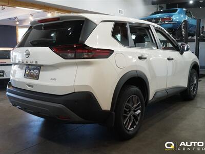 2022 Nissan Rogue S   - Photo 4 - Lynnwood, WA 98036