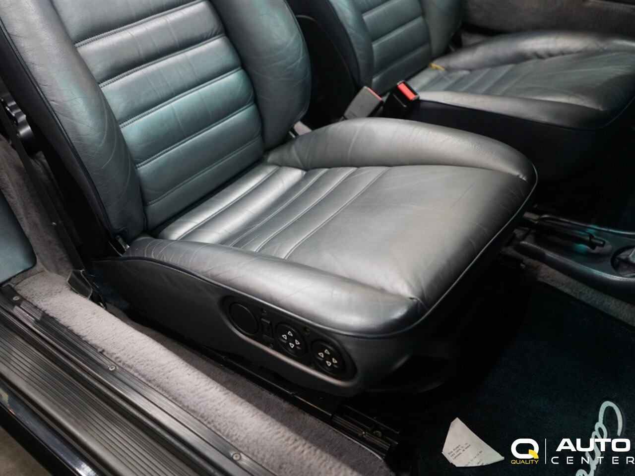 1989 Porsche 911 Carrera - Photo 21 - Lynnwood, WA 98036