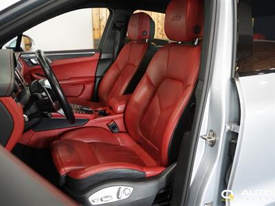 2017 Porsche Macan GTS   - Photo 16 - Lynnwood, WA 98036