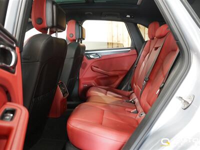 2017 Porsche Macan GTS   - Photo 45 - Lynnwood, WA 98036