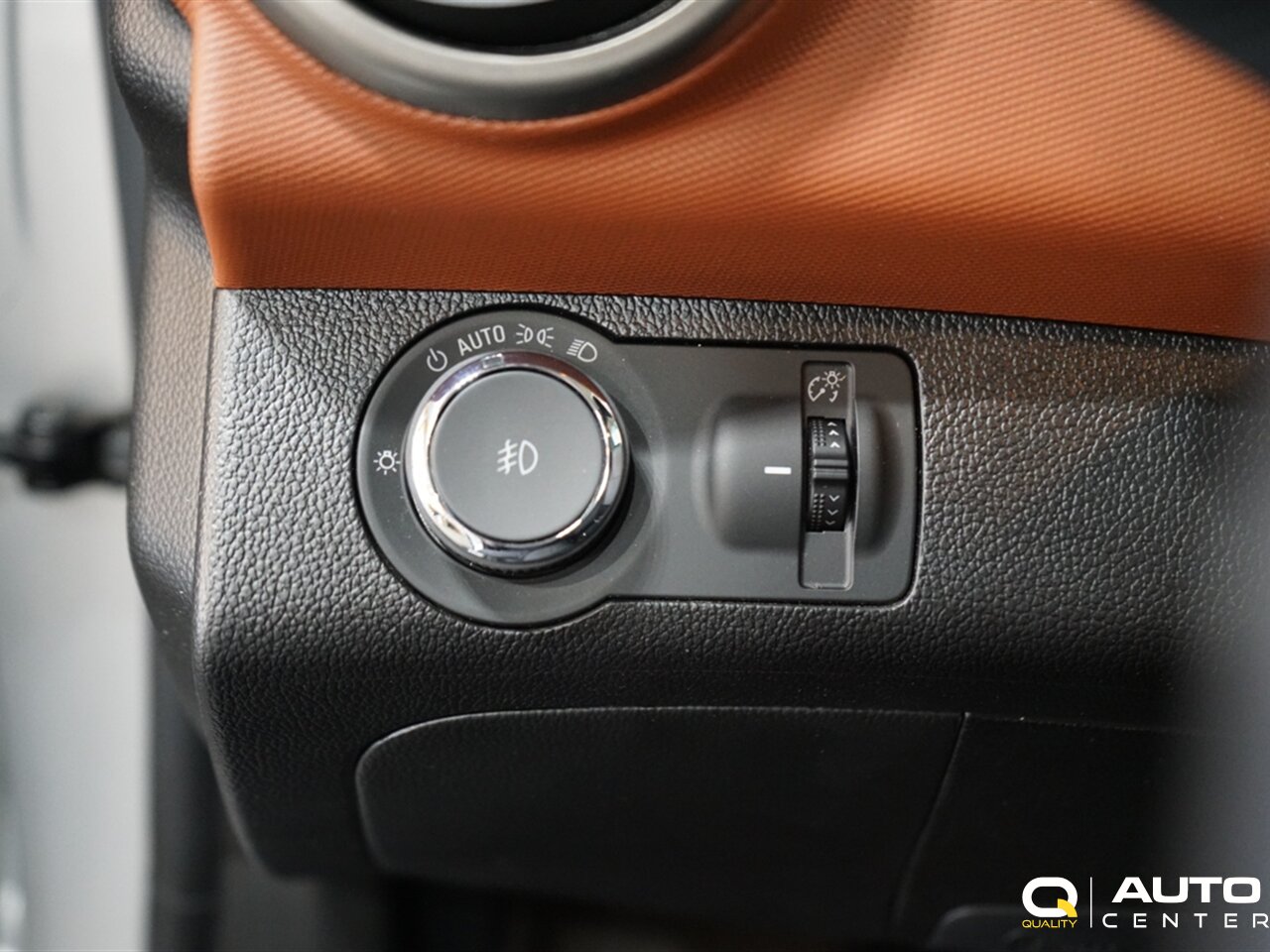 2013 Chevrolet Sonic LTZ - Photo 31 - Lynnwood, WA 98036