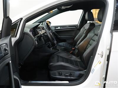 2019 Volkswagen Golf R DCC & Navigation 4Motion 4Motion   - Photo 15 - Lynnwood, WA 98036