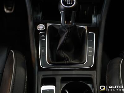 2019 Volkswagen Golf R DCC & Navigation 4Motion 4Motion   - Photo 23 - Lynnwood, WA 98036