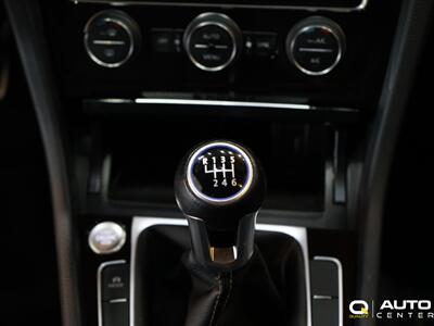 2019 Volkswagen Golf R DCC & Navigation 4Motion 4Motion   - Photo 22 - Lynnwood, WA 98036