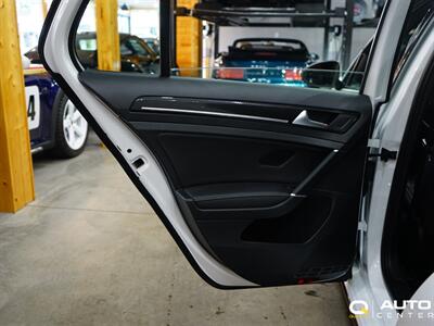 2019 Volkswagen Golf R DCC & Navigation 4Motion 4Motion   - Photo 29 - Lynnwood, WA 98036