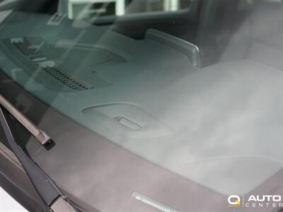 2024 Chevrolet Suburban Z71   - Photo 10 - Lynnwood, WA 98036