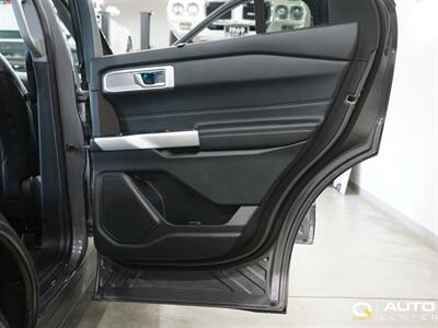 2022 Ford Explorer Limited   - Photo 19 - Lynnwood, WA 98036