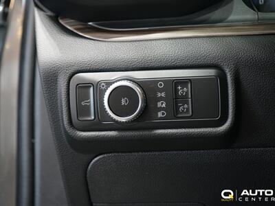 2022 Ford Explorer Limited   - Photo 27 - Lynnwood, WA 98036